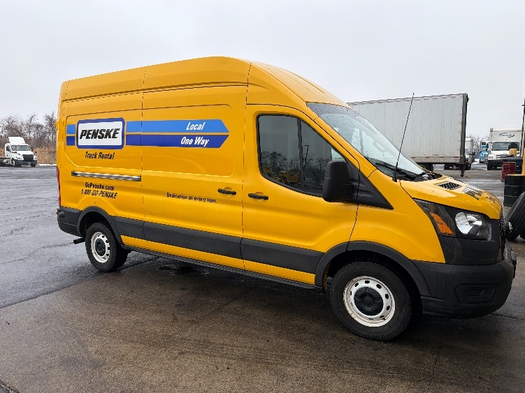 Used 2022 Ford Transit 250 - photo 5