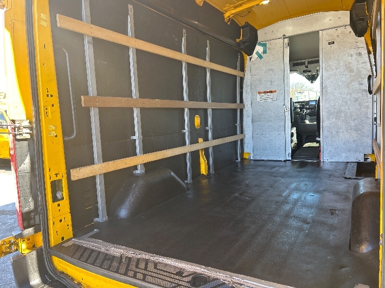 Used 2022 Ford Transit 250 - photo 11