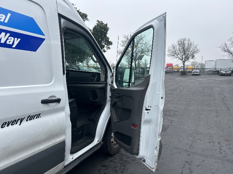Used 2022 Ford Transit 250 - photo 19