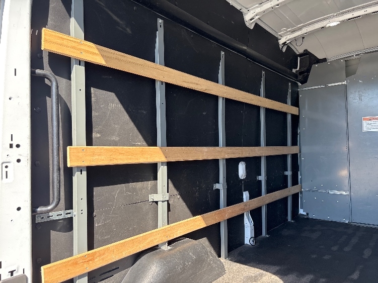Used 2022 Ford Transit 250 - photo 11
