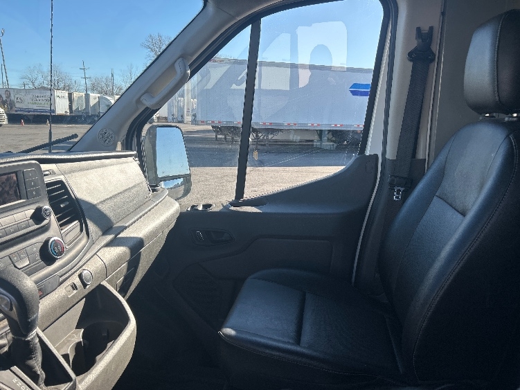 Used 2022 Ford Transit 250 - photo 20