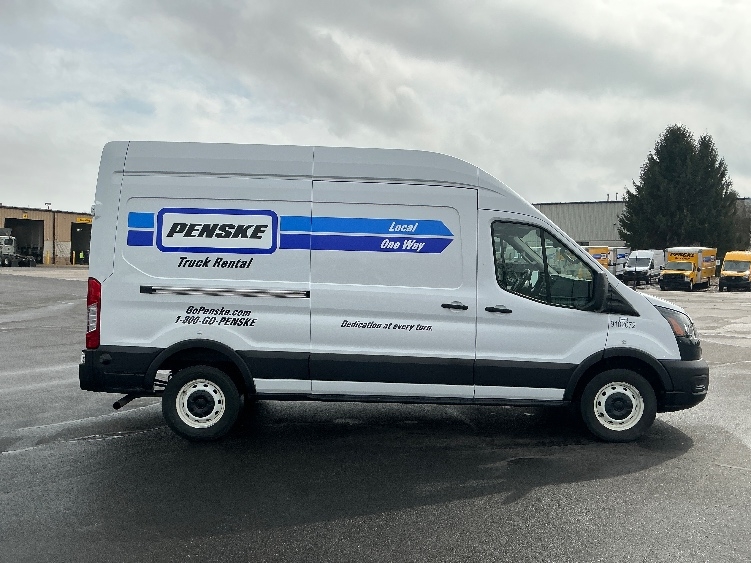 Used 2022 Ford Transit 250 - photo 17