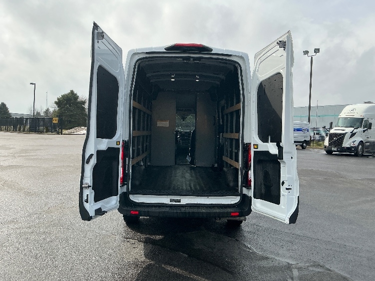 Used 2022 Ford Transit 250 - photo 10