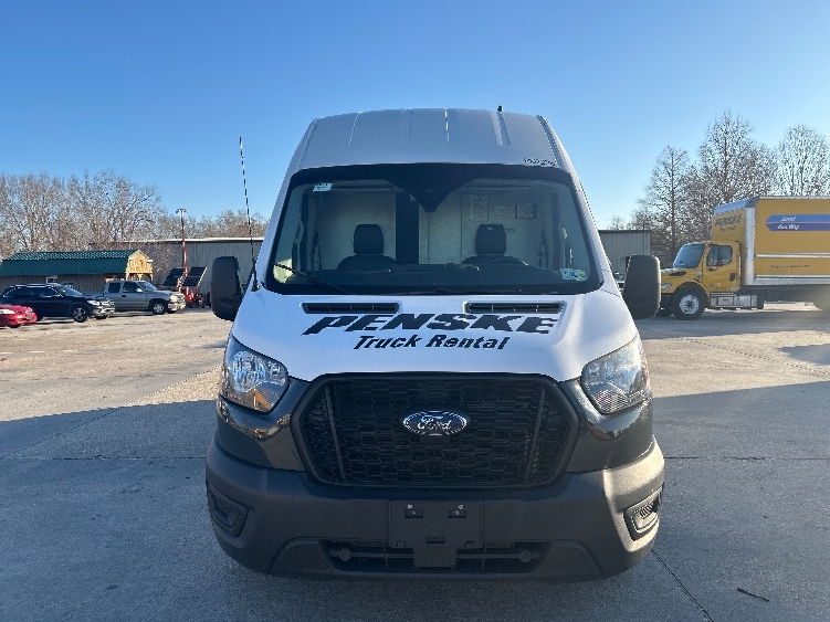Used 2022 Ford Transit 250 - photo 2