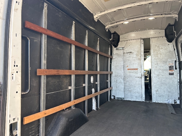 Used 2022 Ford Transit 250 - photo 11
