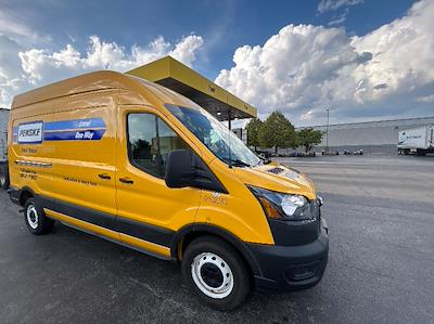 Used 2022 Ford Transit 250 - photo 1