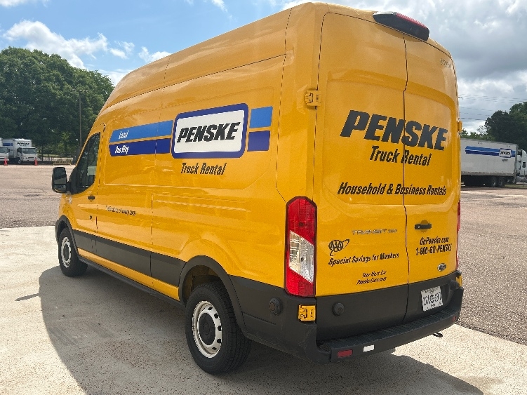 Used 2022 Ford Transit 250 - photo 7