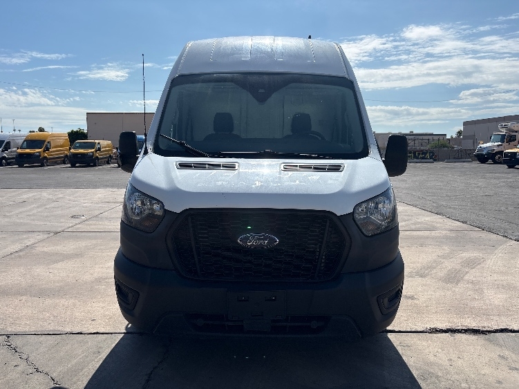 Used 2022 Ford Transit 250 - photo 2