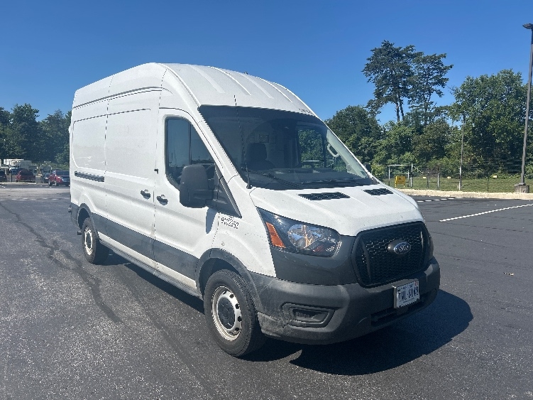 Used 2022 Ford Transit 250 - photo 1