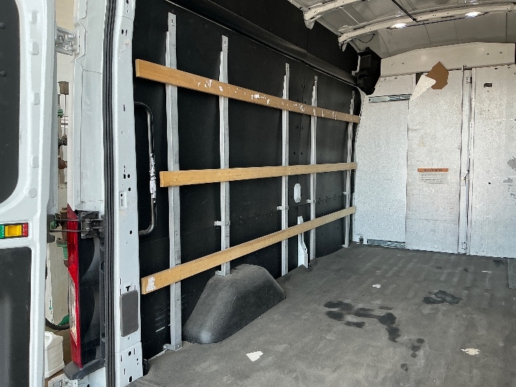 Used 2023 Ford Transit 250 - photo 12