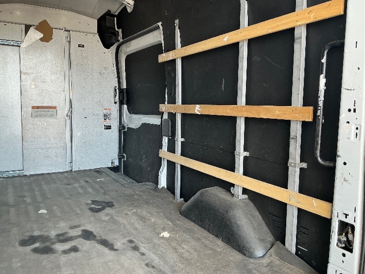 Used 2023 Ford Transit 250 - photo 13