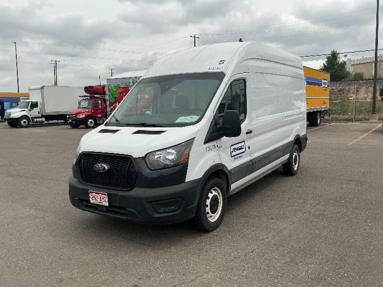 Used 2023 Ford Transit 250 - photo 5