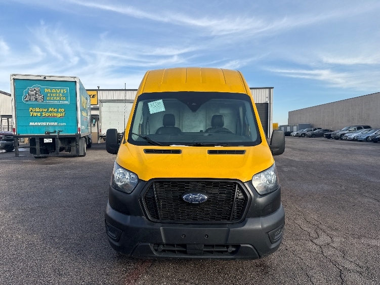 Used 2023 Ford Transit 250 - photo 2