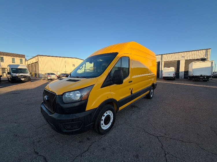 Used 2023 Ford Transit 250 - photo 5