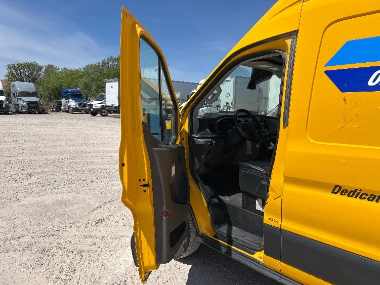 Used 2023 Ford Transit 250 - photo 17