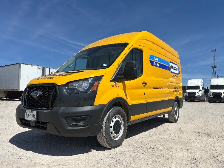 Used 2023 Ford Transit 250 - photo 5