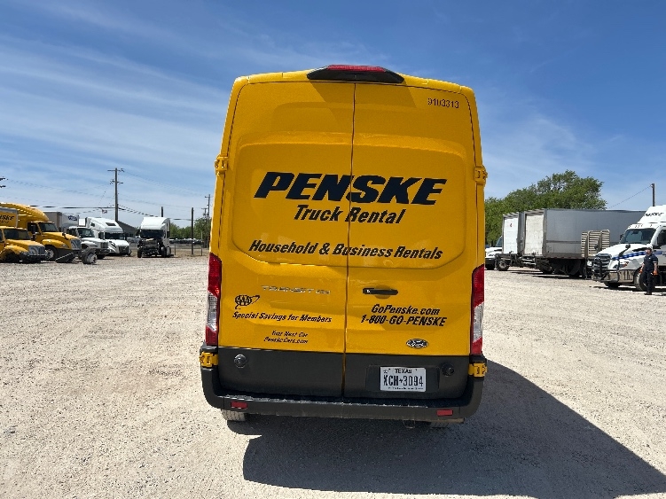 Used 2023 Ford Transit 250 - photo 9