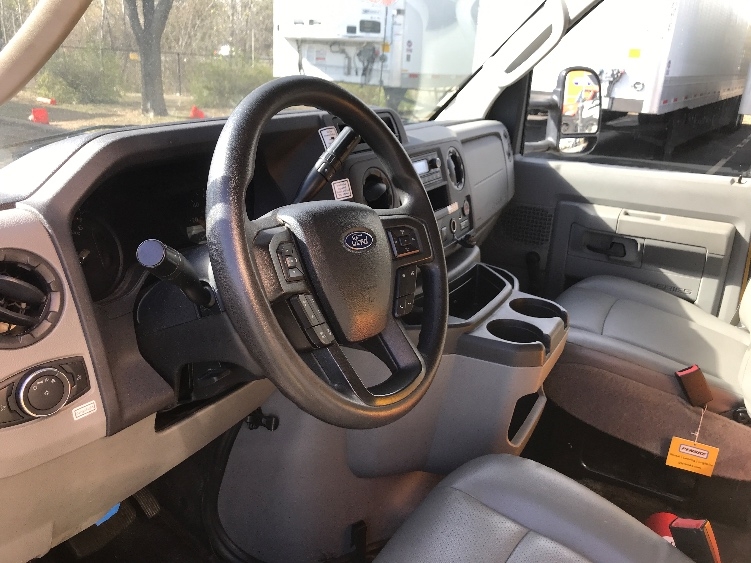 Used 2021 Ford E-350 - photo 19