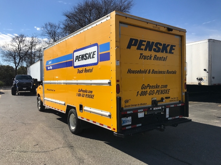 Used 2021 Ford E-350 - photo 8