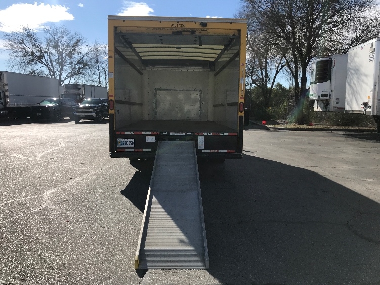 Used 2021 Ford E-350 - photo 11