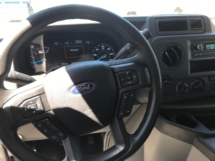 Used 2021 Ford E-350 - photo 19