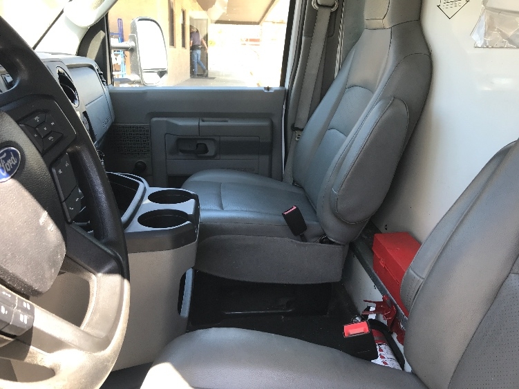 Used 2021 Ford E-350 - photo 20