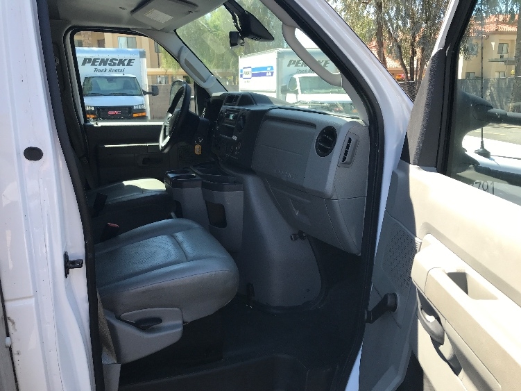 Used 2021 Ford E-350 - photo 21