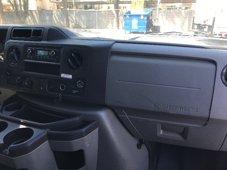 Used 2021 Ford E-350 - photo 22