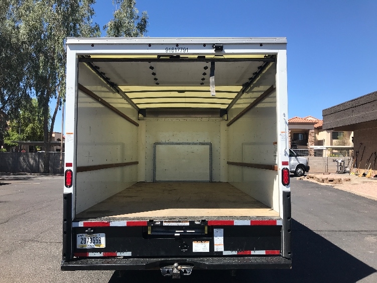 Used 2021 Ford E-350 - photo 10