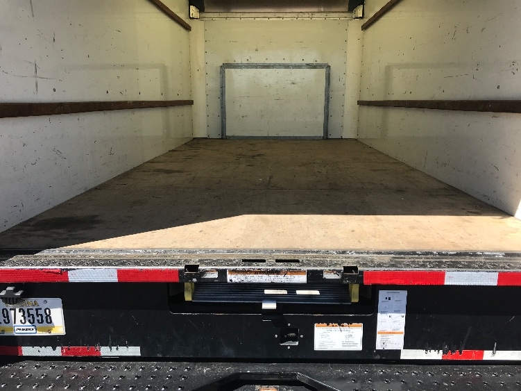 Used 2021 Ford E-350 - photo 11