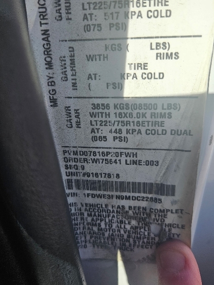 Used 2021 Ford E-350 - photo 27