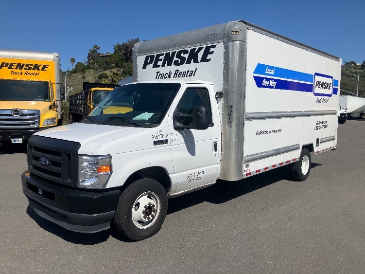 Used 2021 Ford E-350 - photo 5
