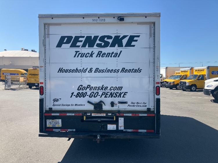 Used 2021 Ford E-350 - photo 9