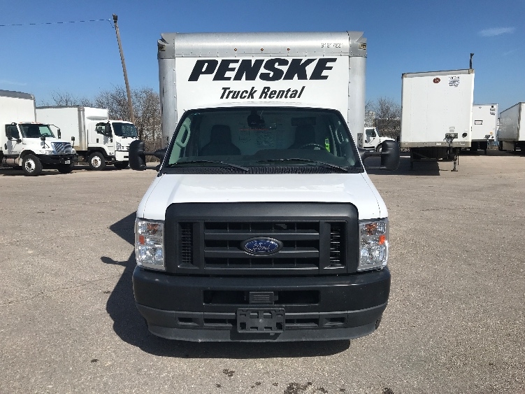 Used 2021 Ford E-350 - photo 2