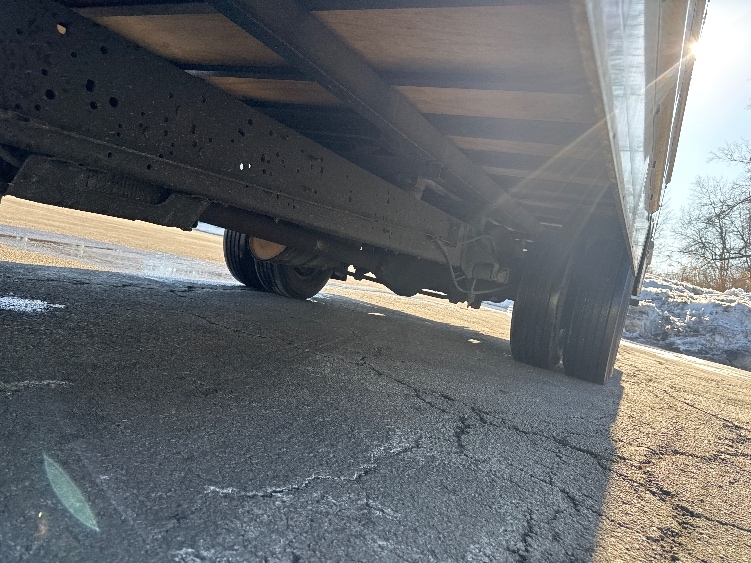 Used 2021 Ford E-350 - photo 5