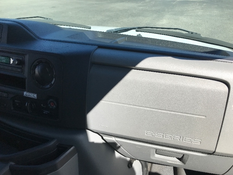 Used 2021 Ford E-350 - photo 23
