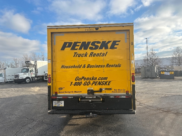 Used 2021 GMC Savana 3500 - photo 9