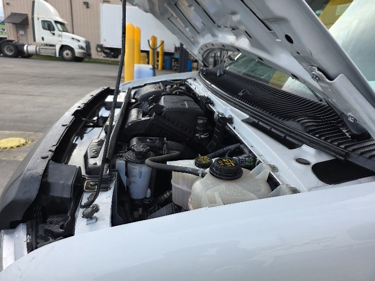 Used 2022 Ford E-350 - photo 26