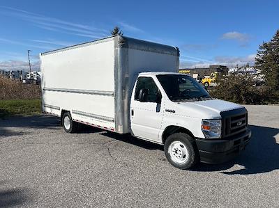 Used 2022 Ford E-350 - photo 1