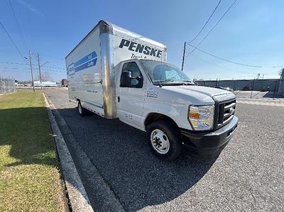 Used 2022 Ford E-350 - photo 1