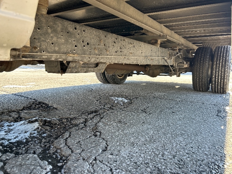Used 2022 Ford E-350 - photo 7