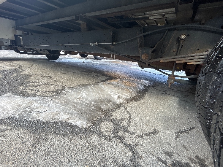 Used 2022 Ford E-350 - photo 7