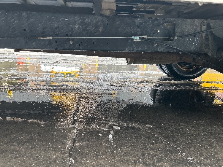 Used 2022 Ford E-350 - photo 7
