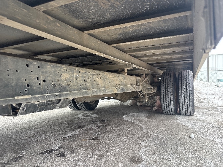 Used 2022 Ford E-350 - photo 7