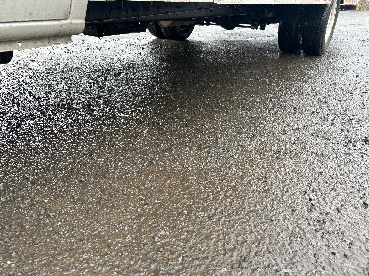 Used 2022 Ford E-350 - photo 7