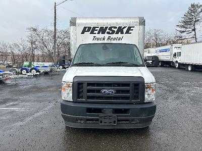 Used 2022 Ford E-350 - photo 1