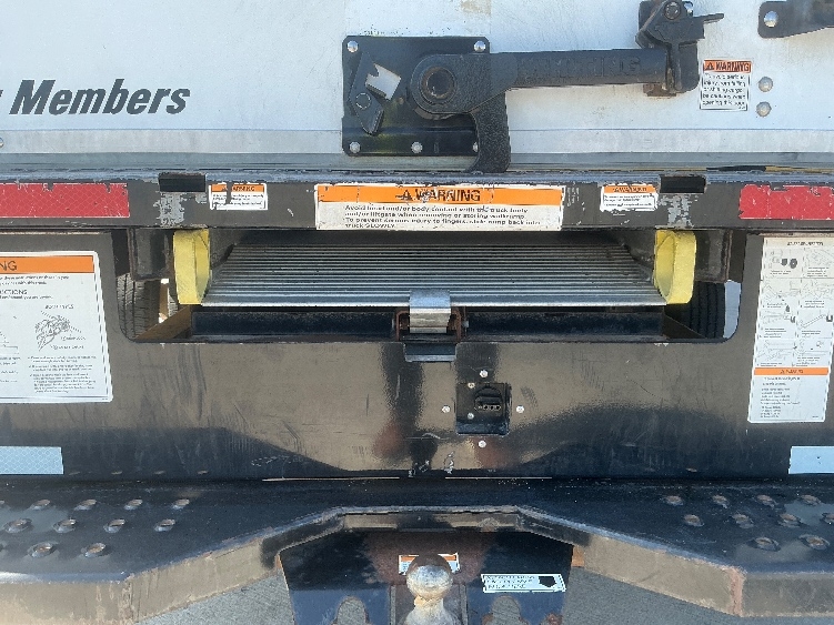 Used 2022 Ford E-350 - photo 28