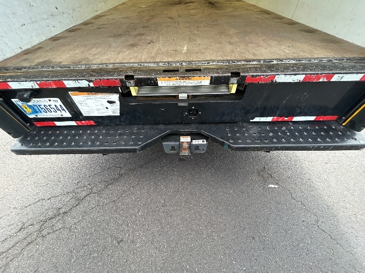 Used 2022 Ford E-350 - photo 12