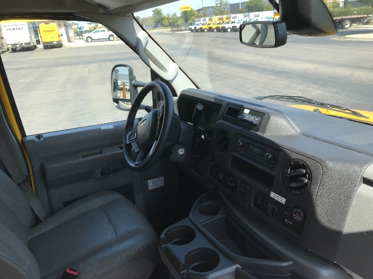 Used 2022 Ford E-350 - photo 24