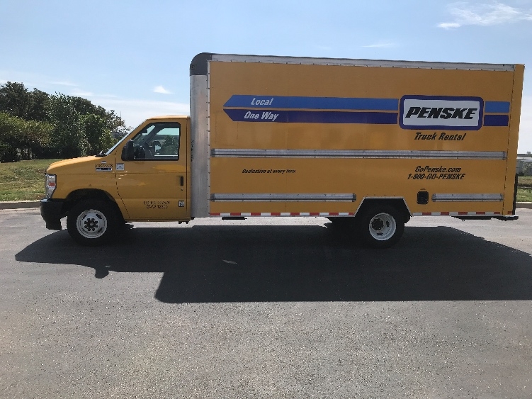 Used 2022 Ford E-350 - photo 6